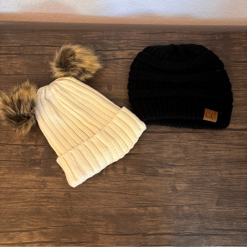 Beanie hat bundle - image 1